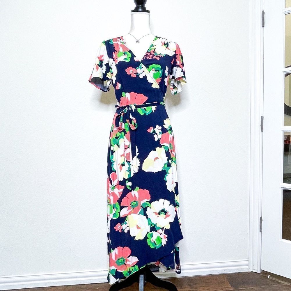 🍋 GAP • Women’s Floral Maxi Wrap Dress in Navy w/ Asymmetrical Hem Size M